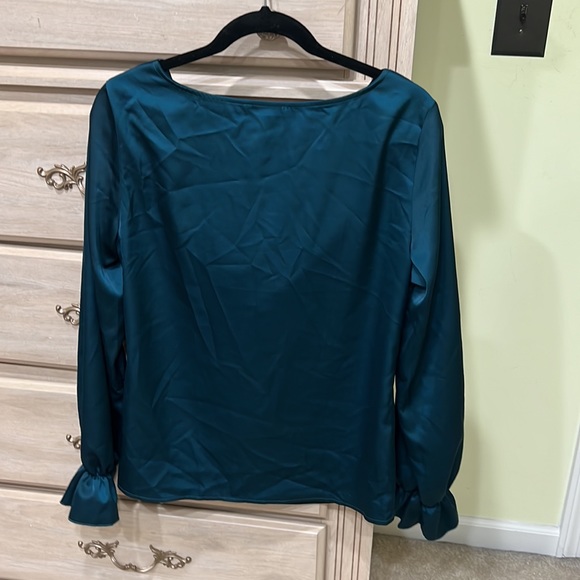 Blouse - Picture 3 of 3